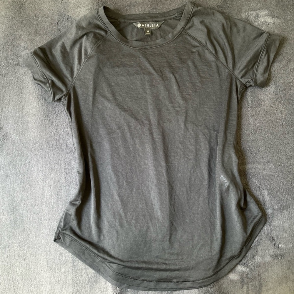 Athleta Gray Fitted Short Sleeve Tee
